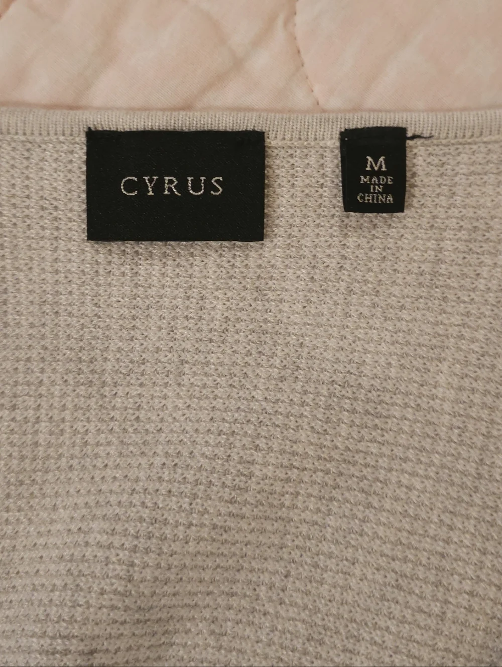 Cyrus Women's Cream V-Neck Ribbed Knit Sweater - Picture 4 of 4